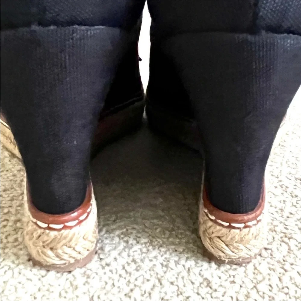 Tory Burch Open toe Jackie wedges.